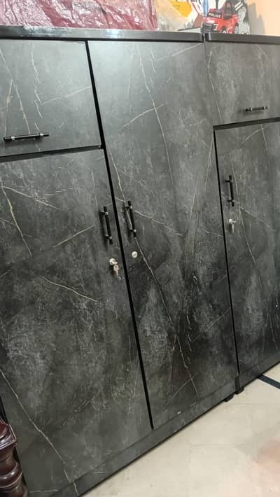 WOODEN WARDROBE