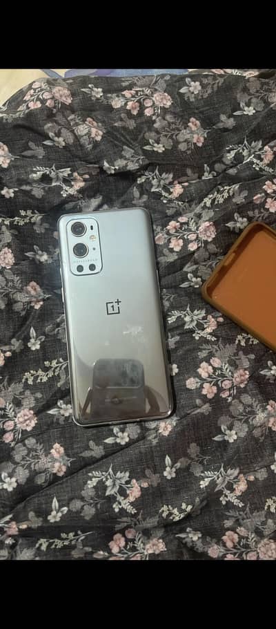 One Plus 9 Pro non pta 256gb  geniun