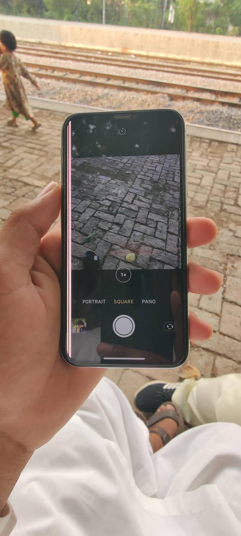 Apple iPhone X 4