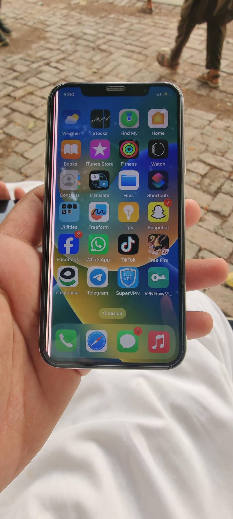 Apple iPhone X 5