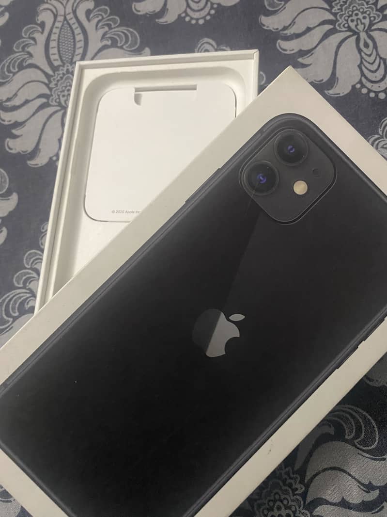 Apple iPhone 11 3