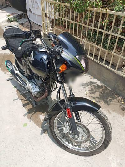 Honda Delux 2014 Model