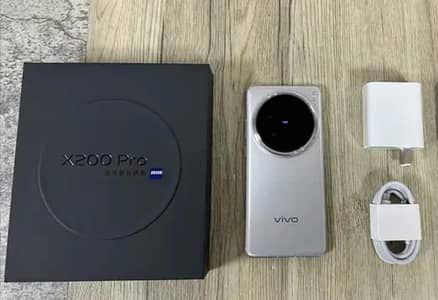 Vivo x200 Pro condition brand new sim time closed CN version