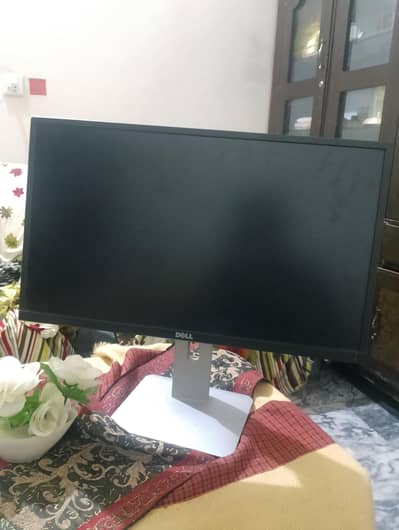 dell lcd wide borderless