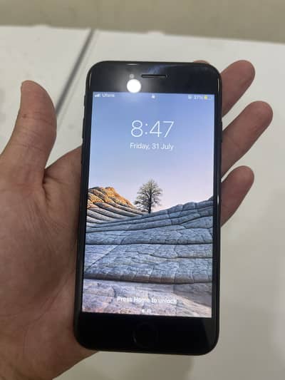 Apple iPhone 7