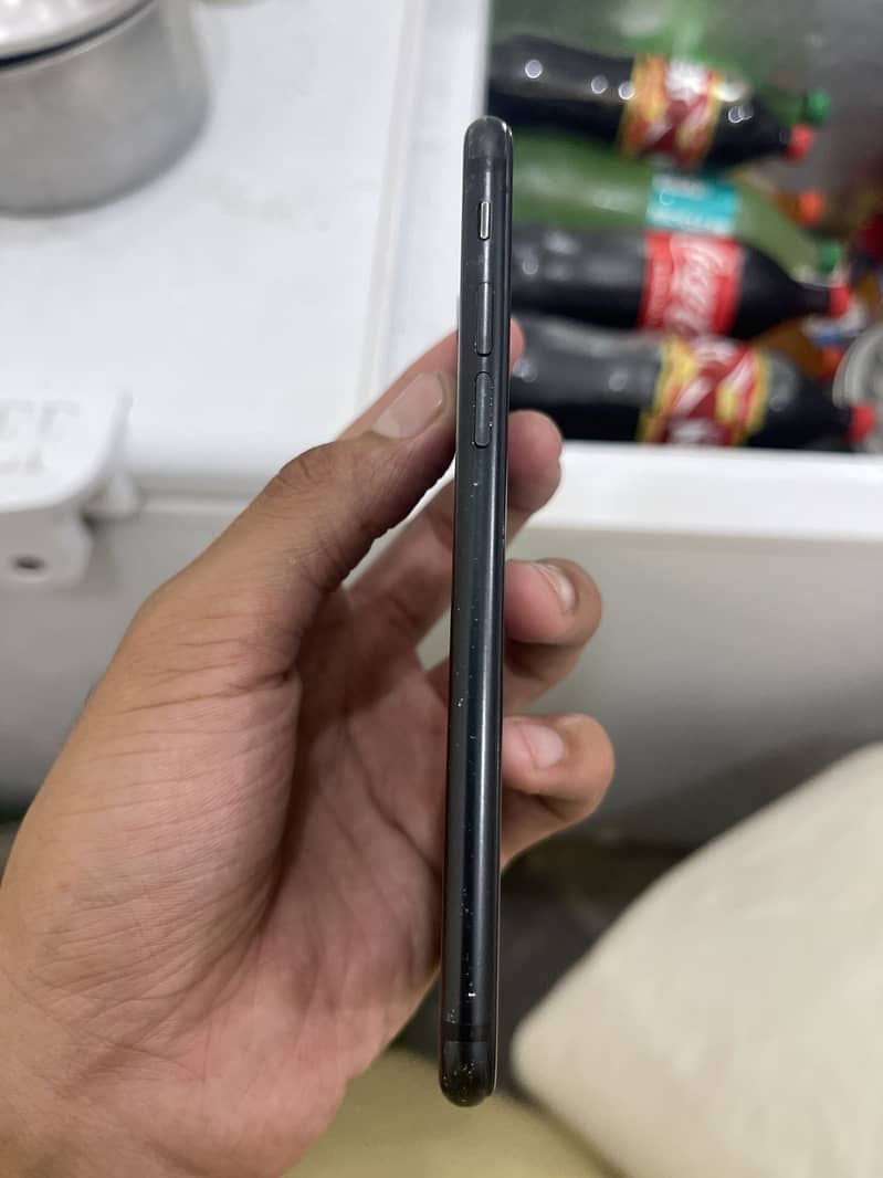 Apple iPhone 7 4