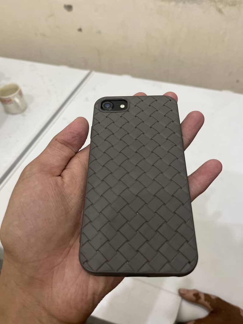 Apple iPhone 7 6
