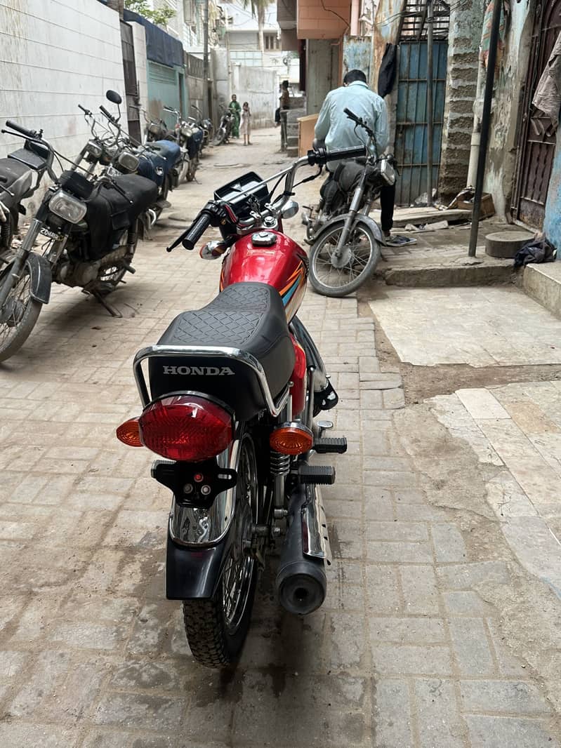 ہونڈا 125، دوسرے مہینے کی، مکمل اوریجنل، انجن پی 6