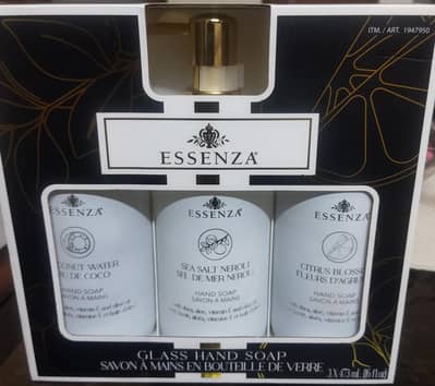 Essenza Glass Hand Soup ( Brand New unopened )