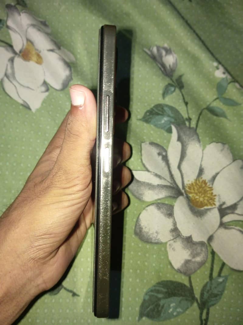 Infinix Note 30 4