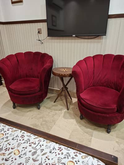 room chair with round stylish table