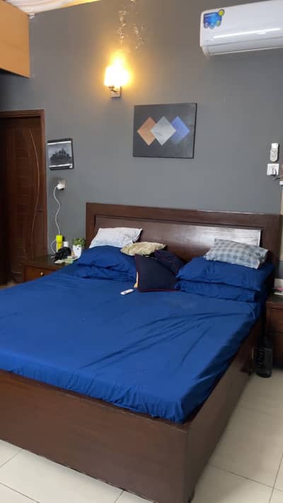 King size bed for sale