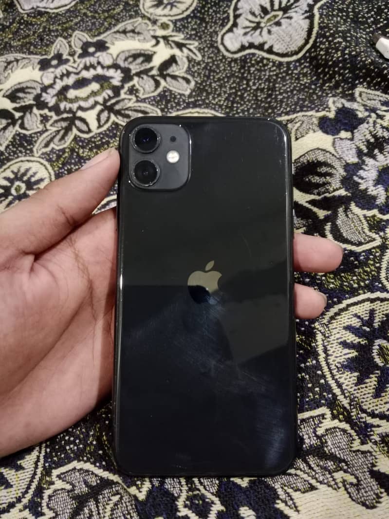 Apple iPhone 11 3