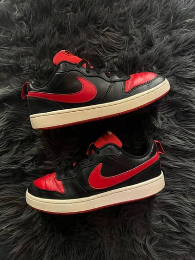 Nike$