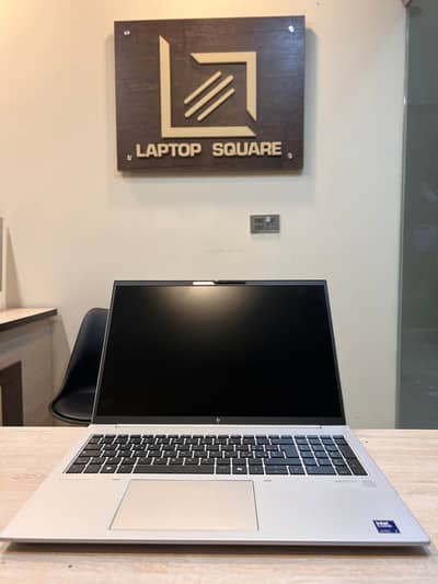 HP EliteBook 860 G11 Ultra 7 16-inch 16GB RAM 512GB SSD
