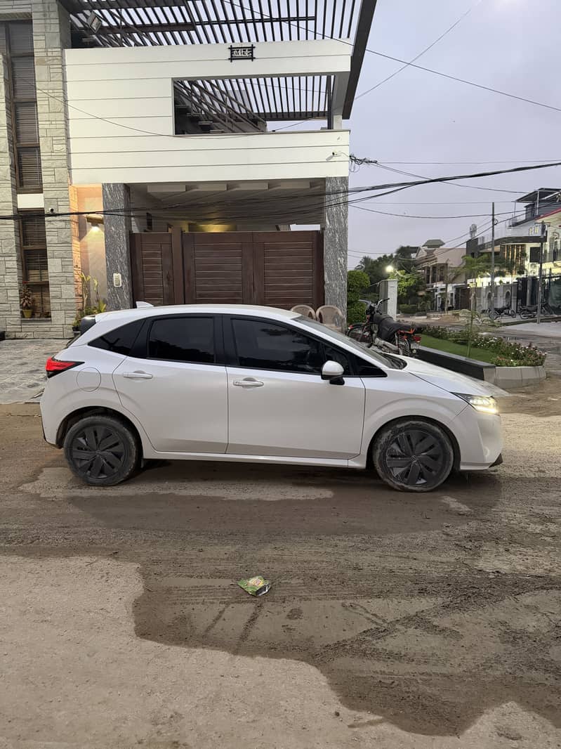 Nissan Note E Power 8