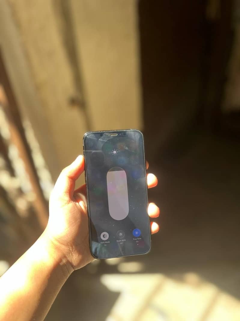 Apple iPhone 12 Pro 1