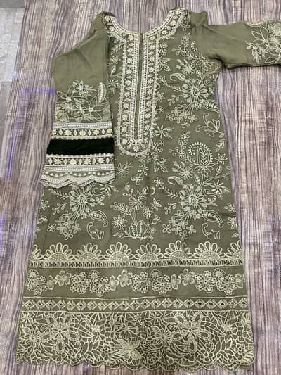 Original Baroque Olive Green Embroidered 3 Piece Suit – Small Size