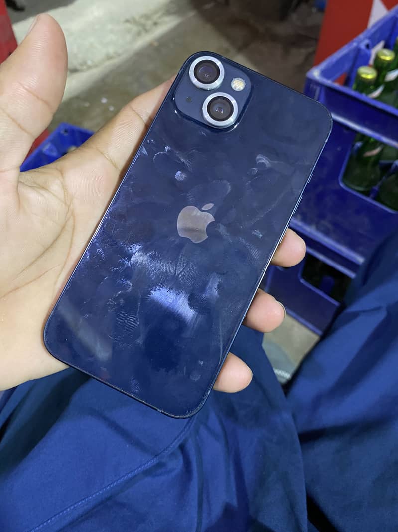 Apple iPhone 13 12