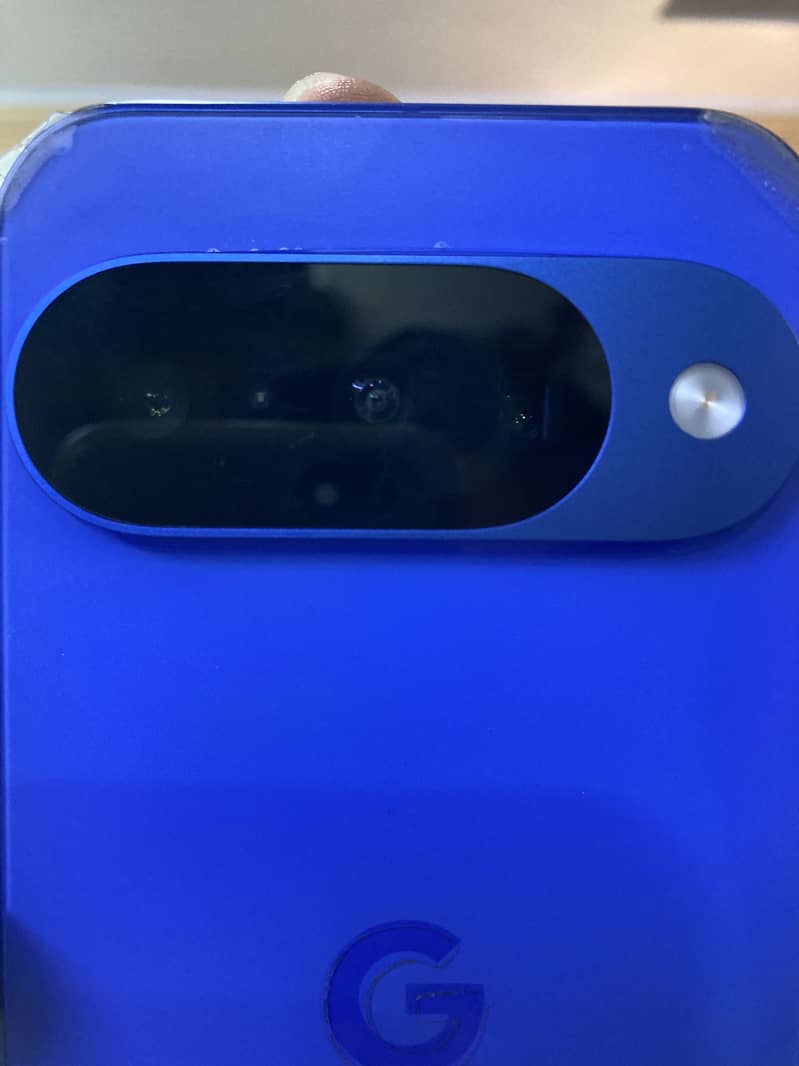 Google Pixel 10 3