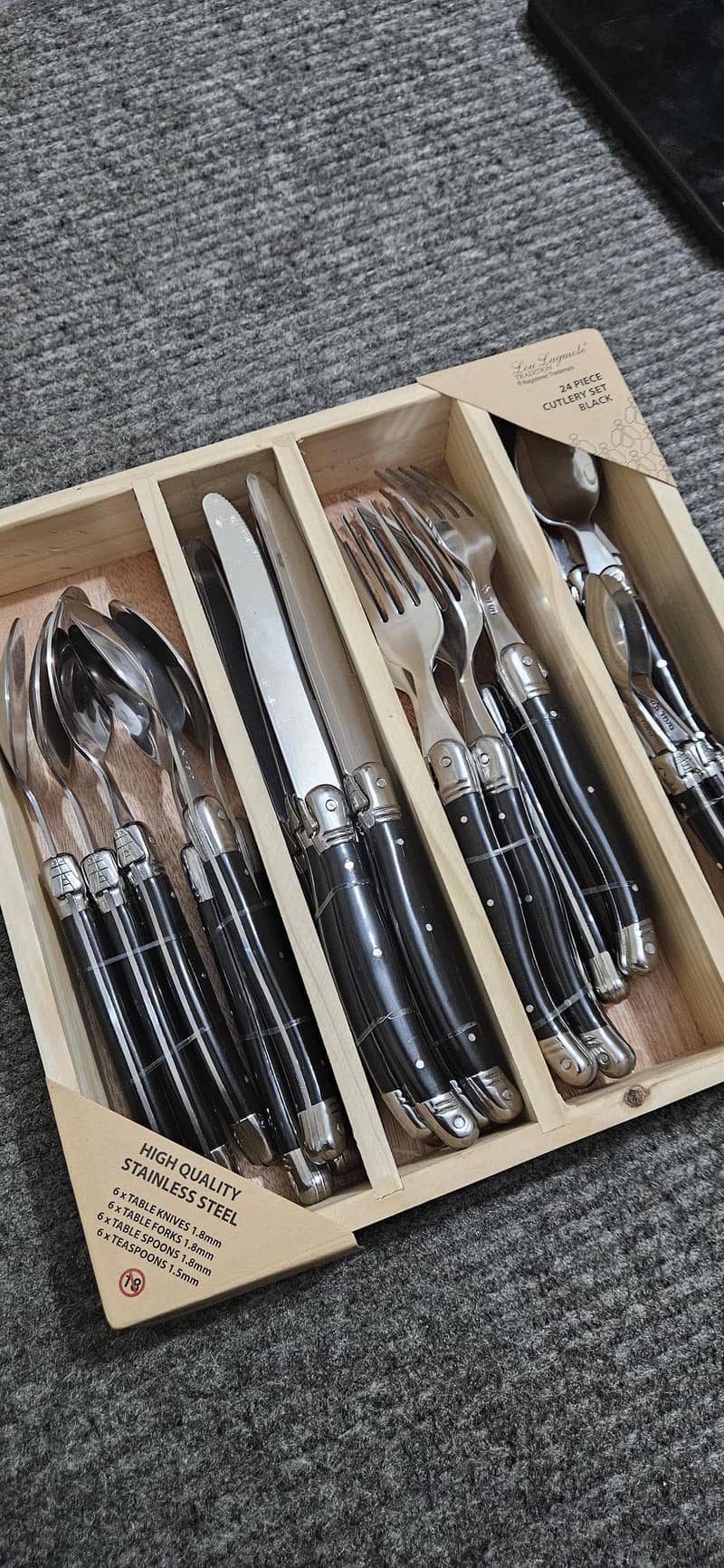 cutlery set 4