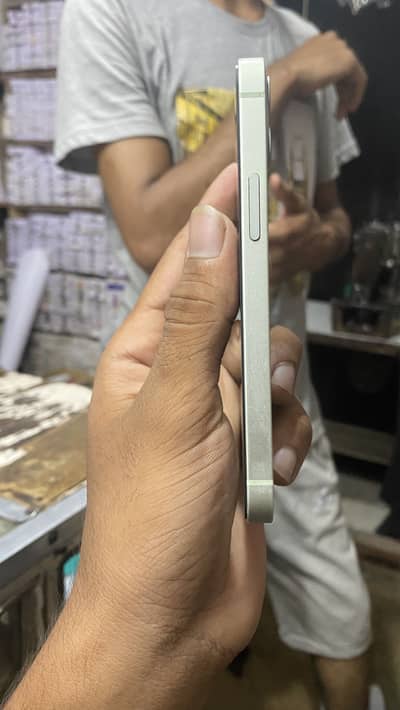 Apple iPhone 12 mini