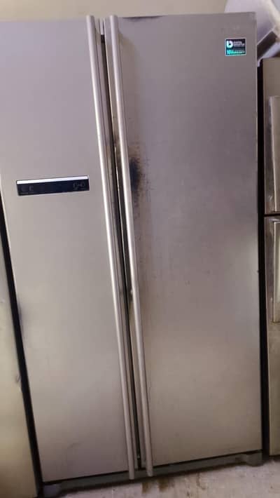 double door refrigerator