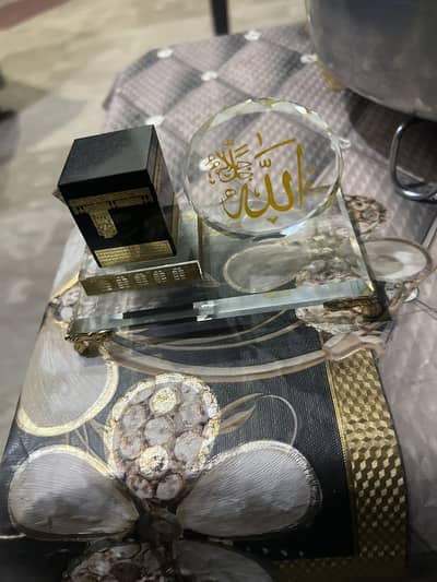 Best gift saudia s liya tha crystal monument