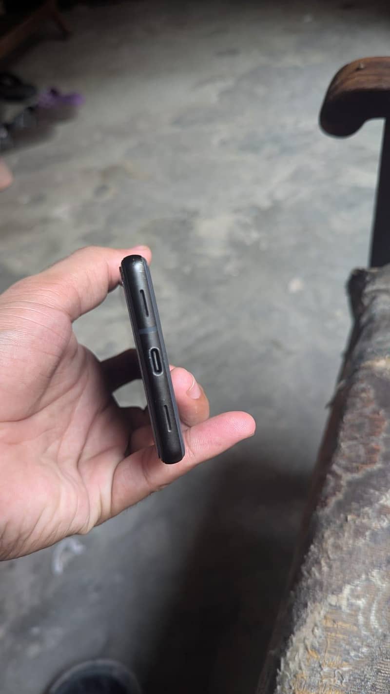 Google Pixel 6a 4