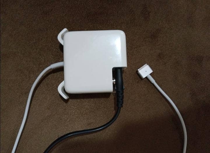 MacBook 13