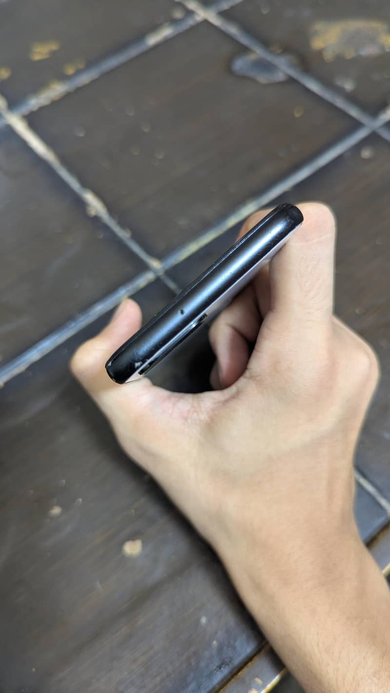 Google Pixel 4 3