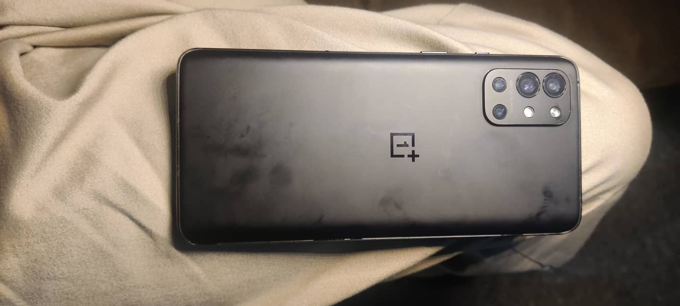 One Plus 9R 4