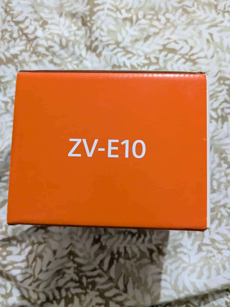 ZV- E10 0
