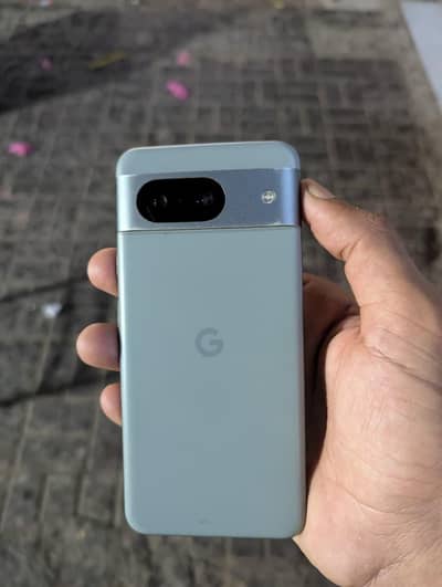 Google Pixel 8
