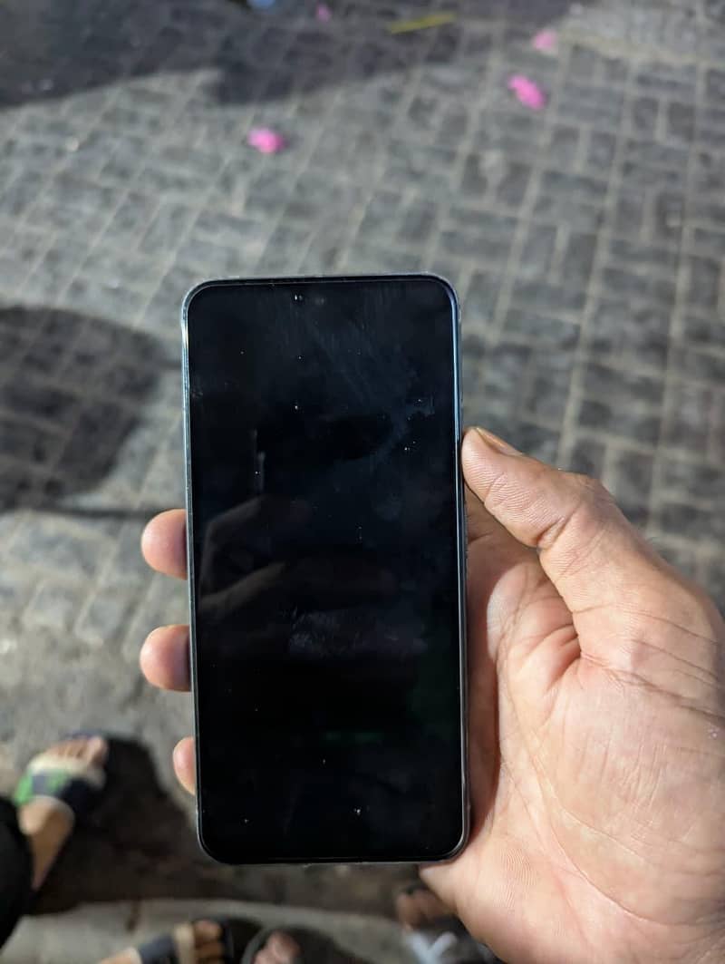 Google Pixel 8 2
