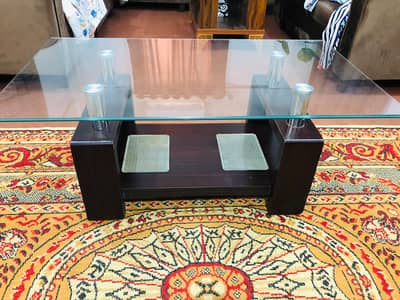 Tempered Glass Coffee Table – Excellent Condition