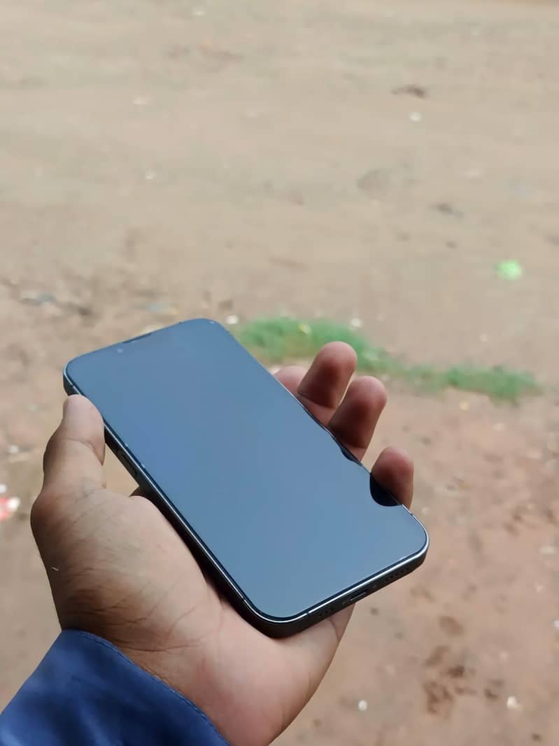 Apple iPhone 13 Pro 5