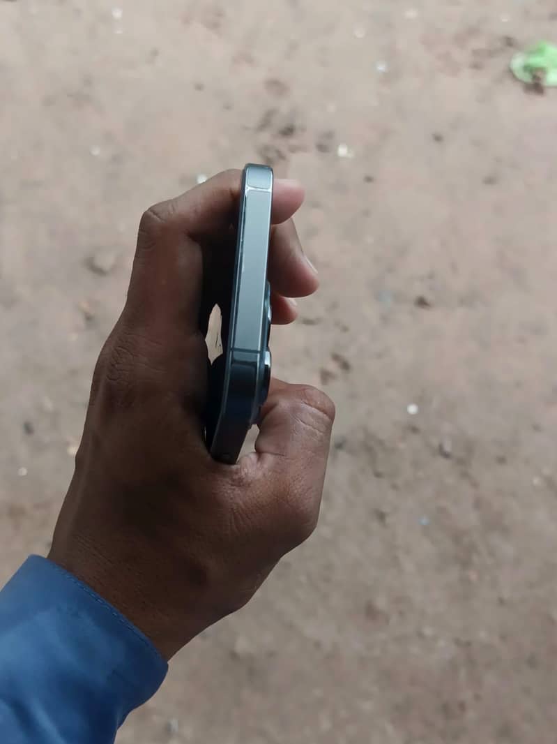 Apple iPhone 13 Pro 7