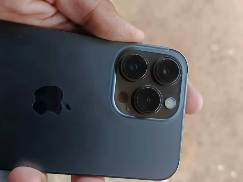 Apple iPhone 13 Pro 9