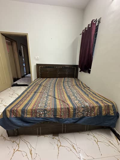 King size bed without mattress