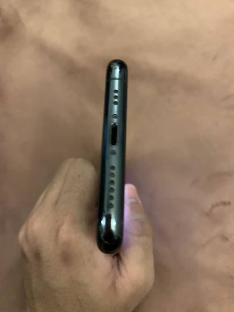 Apple iPhone 11 Pro 5