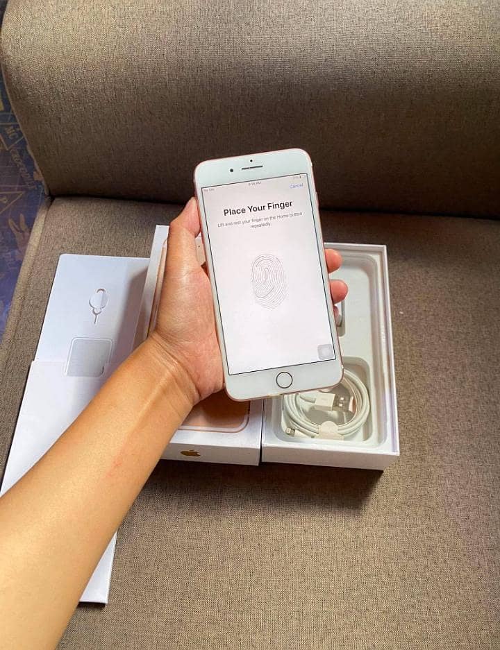 Apple iPhone 7 Plus 4