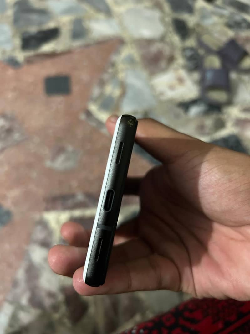 Google Pixel 6a 5