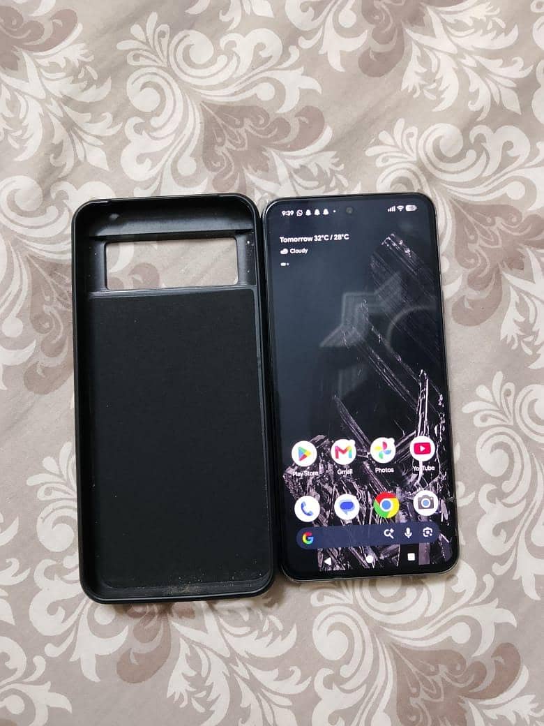 Google Pixel 8 0