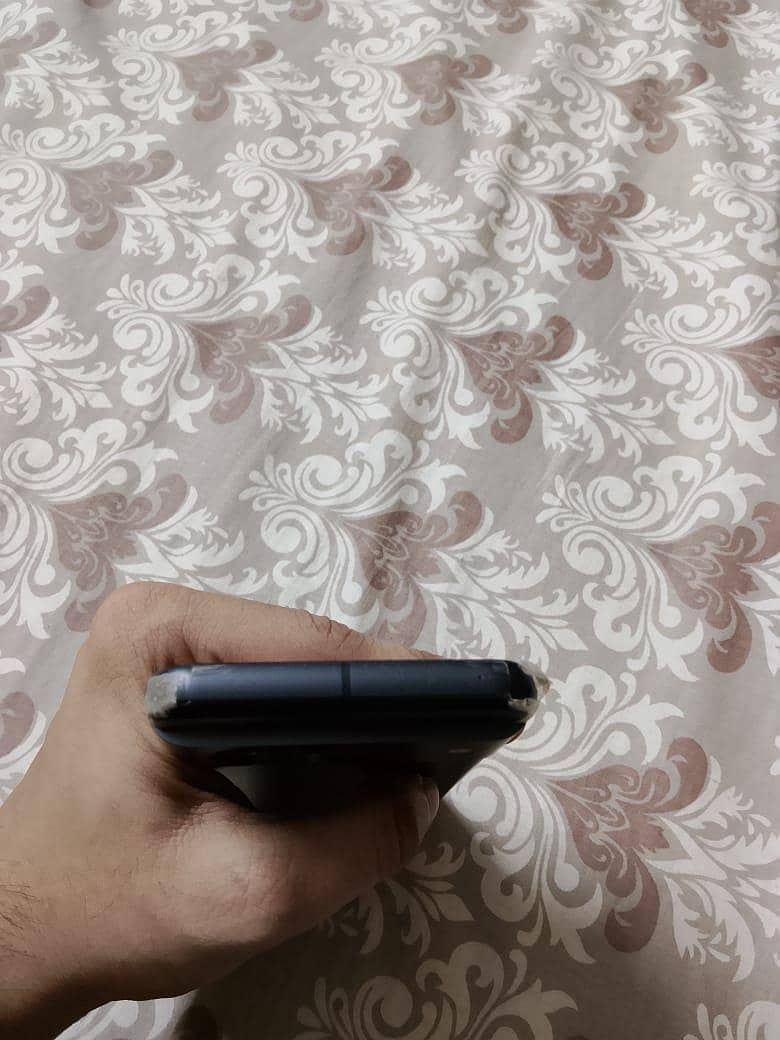 Google Pixel 8 5