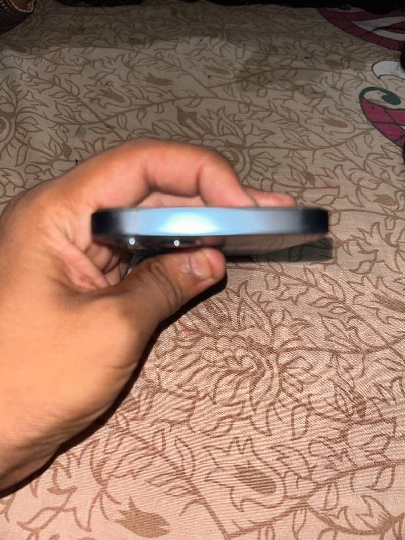 Apple iPhone 12 Pro 2