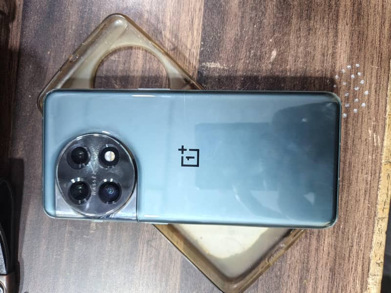 One Plus 11 0