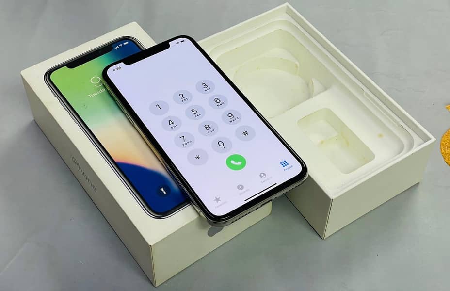 Apple iPhone X 3