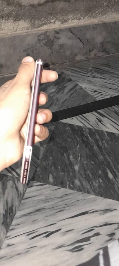 Apple iPhone 7