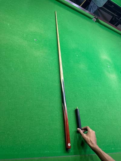 John Paris cue perfect condition